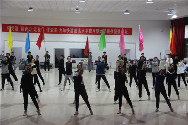 ѧԺ赸Բɡ2021굹ʱݳ