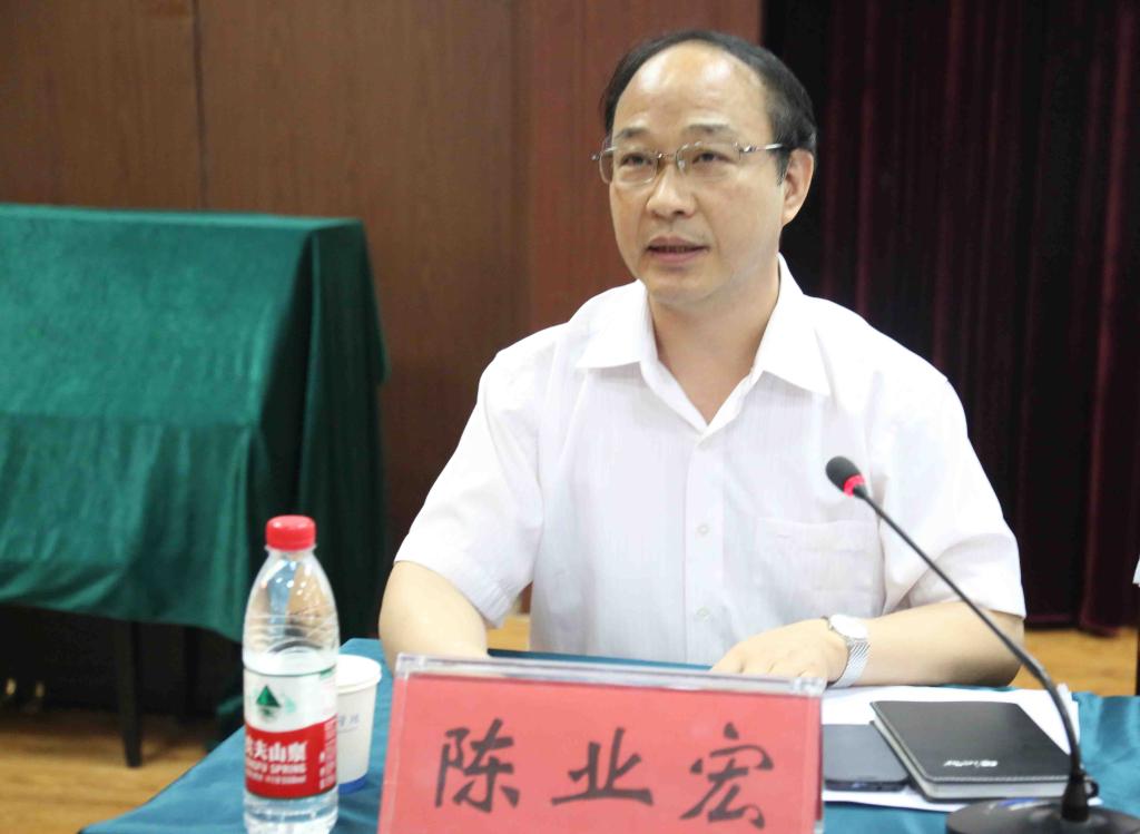 (宣传部 文/图)陈业宏副校长讲话强调,各单位要认真学习理解丁校长